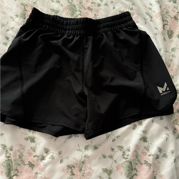 Mission women’s vapor active ion 4 training shorts extra small - Picture 4 of 8
